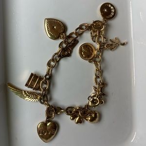 Charm bracelet